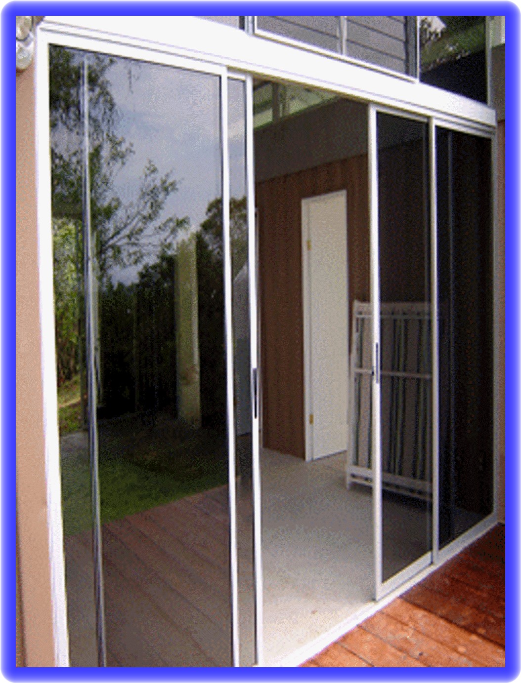 ligeramente desconcertado Químico Plaza Libre - Set (3) Puertas Corredizas de Balcon En Vidrio & Aluminio