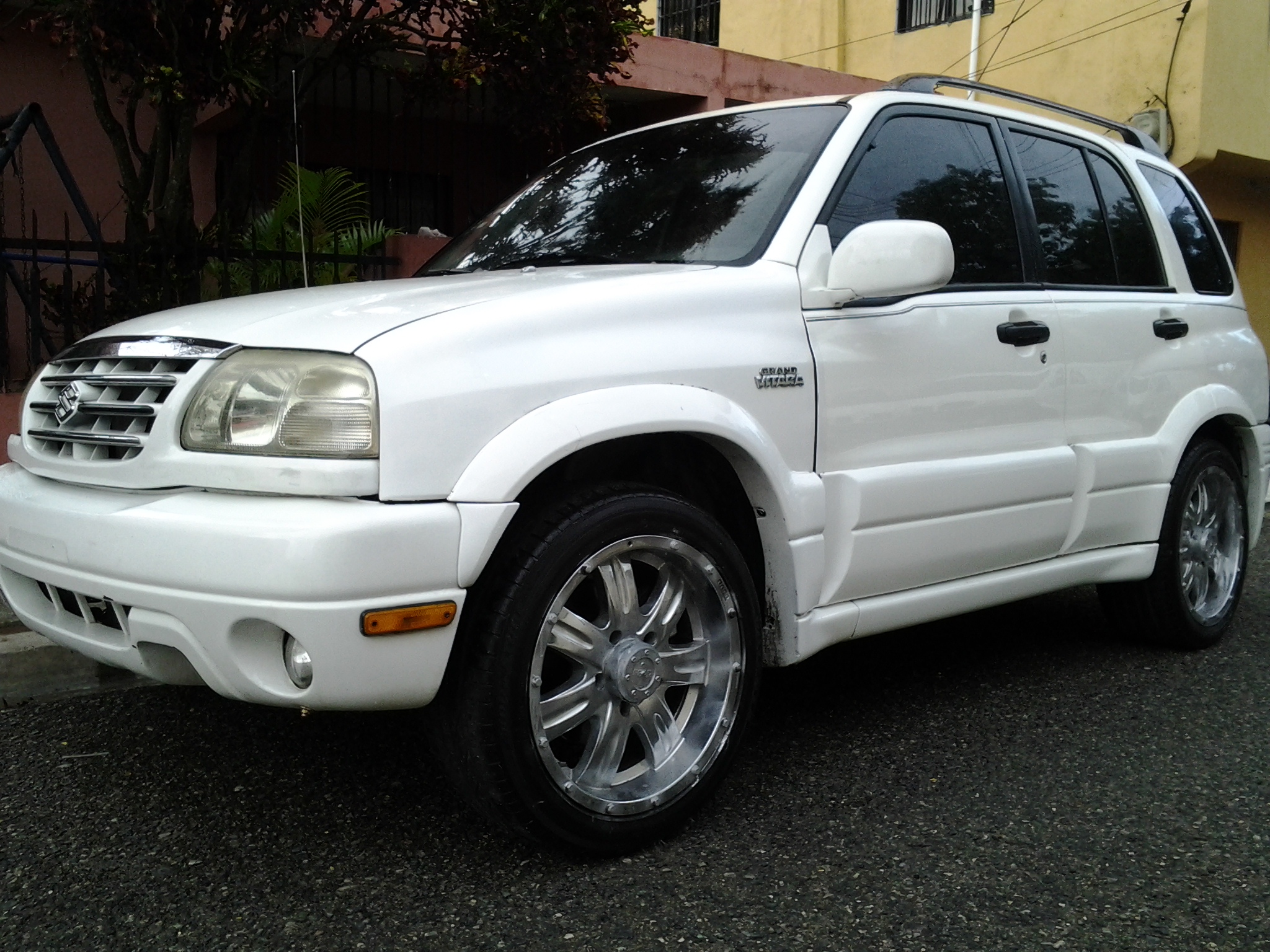 Plaza Libre Suzuki Grand Vitara 2002