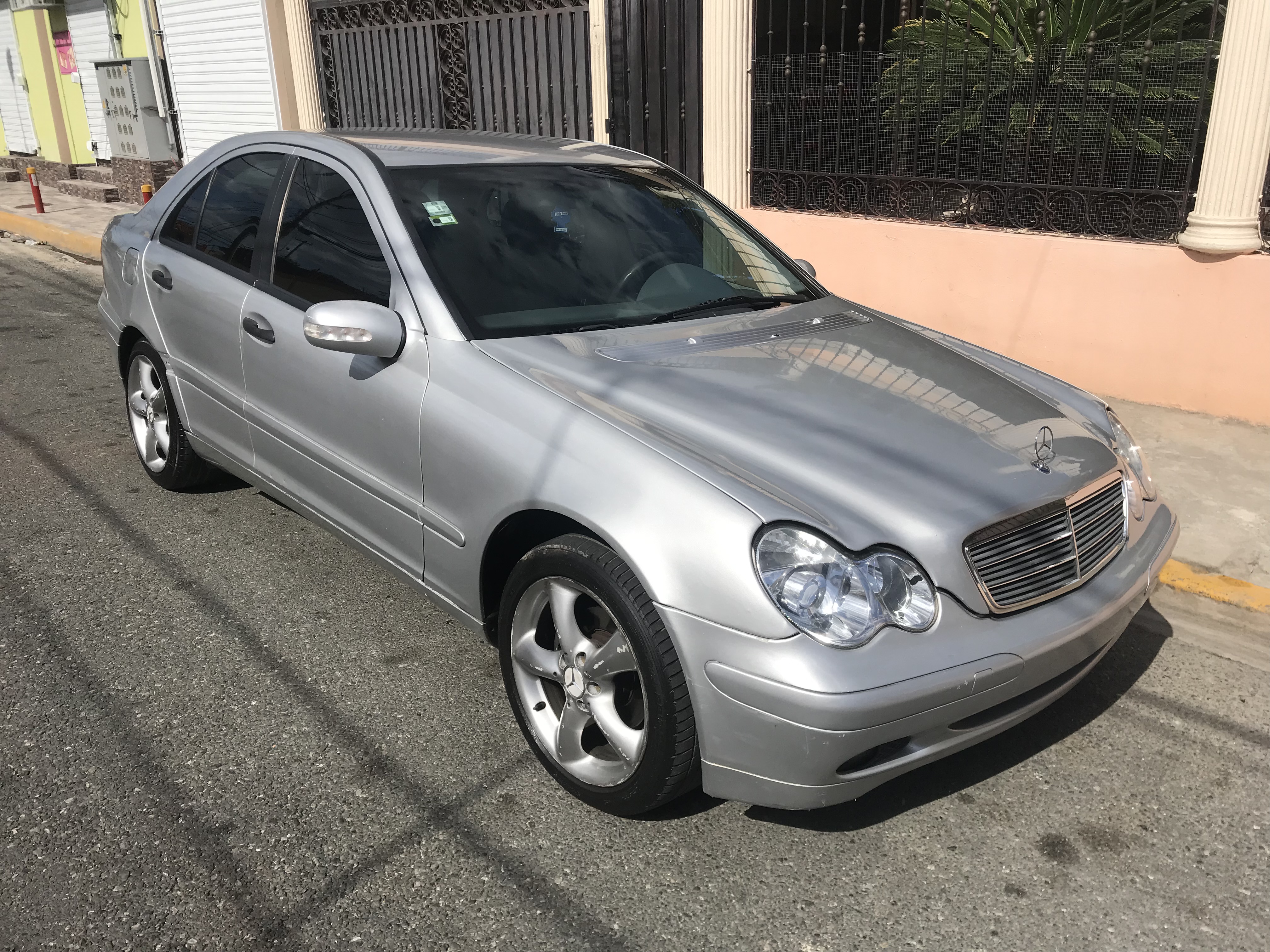 Plaza Libre Mercedes Benz C200 Kompressor 2001