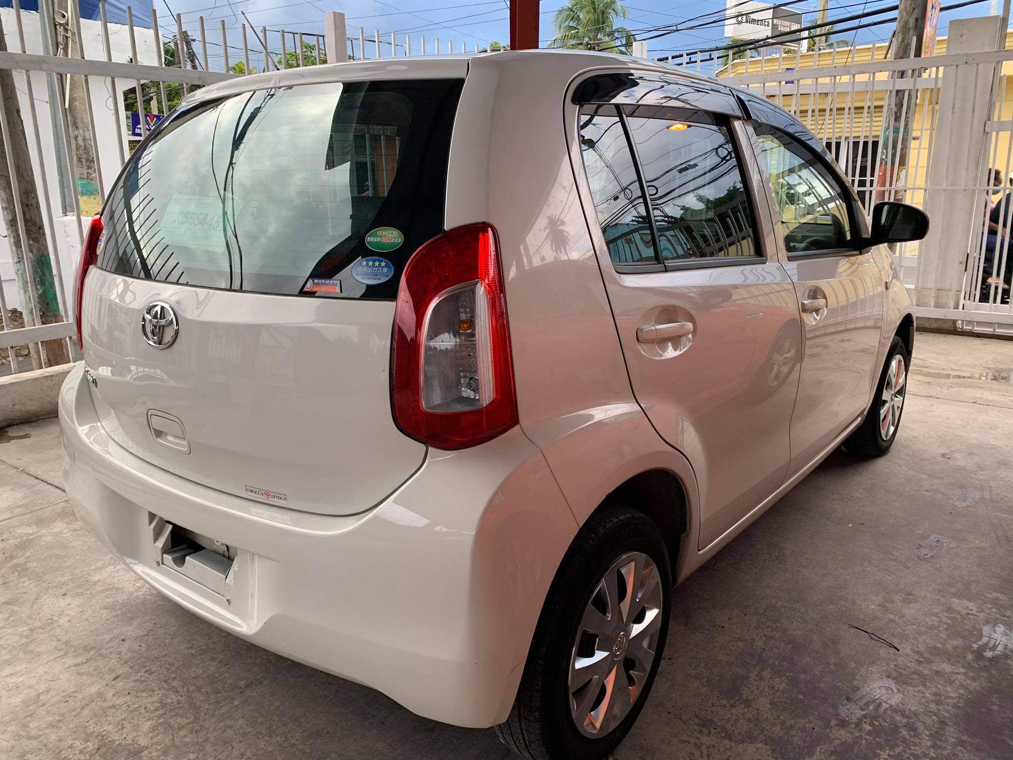 Toyota passo фото